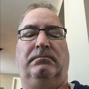 Meet your Posher, Tom